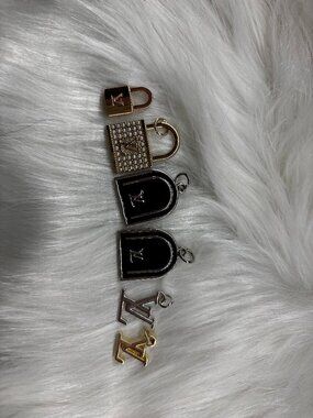 Authentic Louis Vuitton Charms/Pendant Bundle